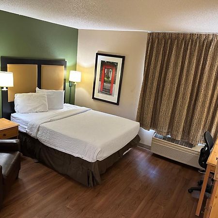 Red Roof Inn Southfield Bagian luar foto