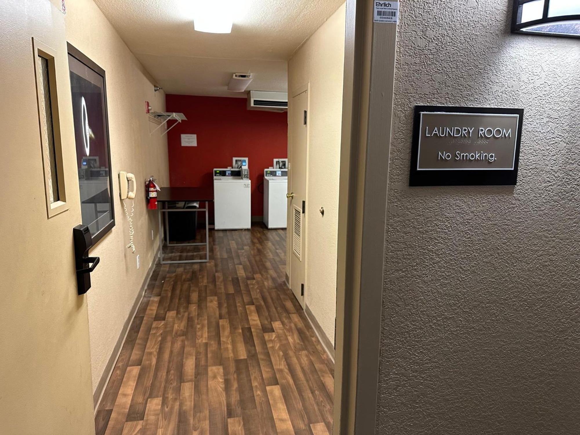 Red Roof Inn Southfield Bagian luar foto