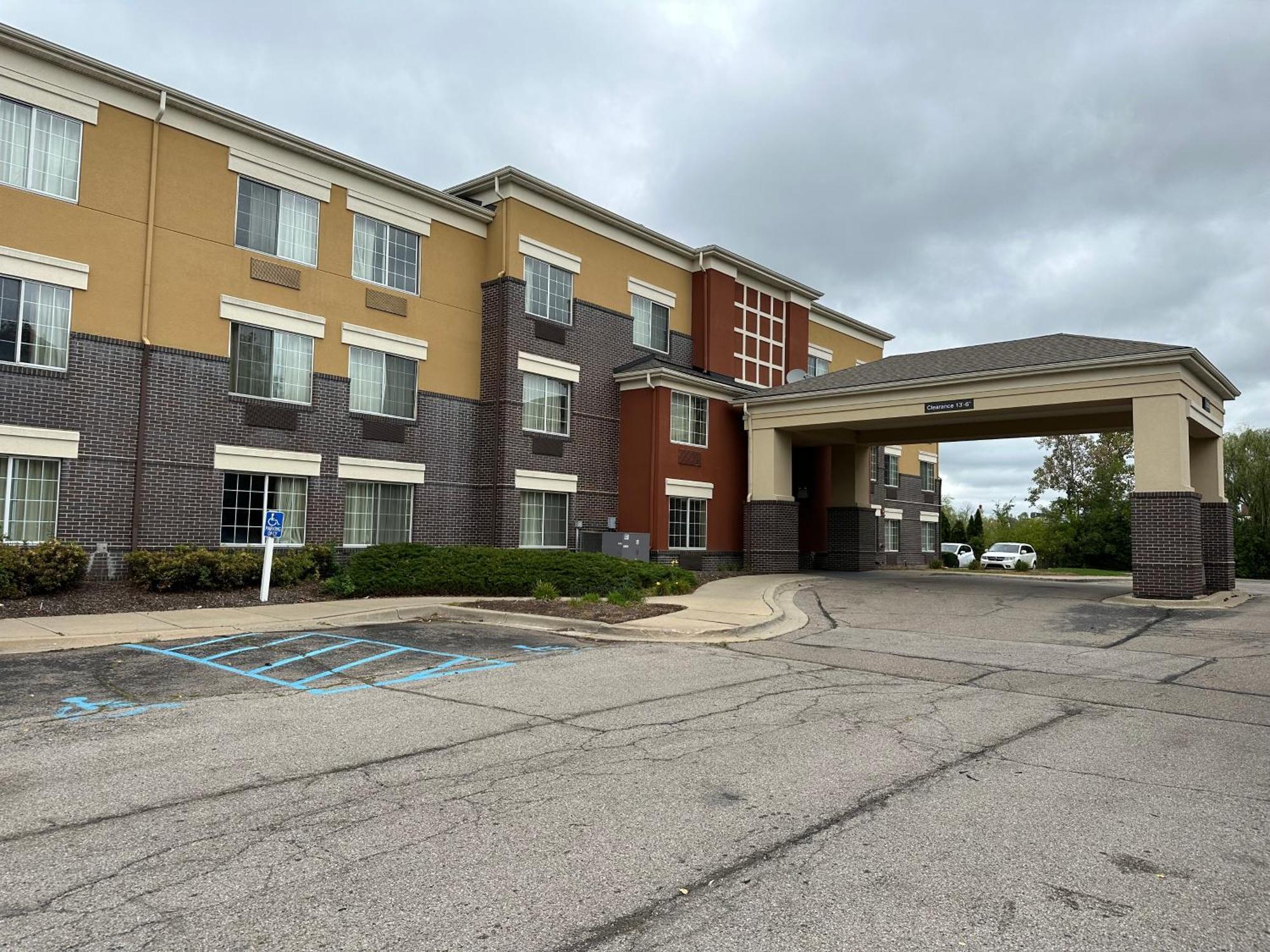 Red Roof Inn Southfield Bagian luar foto